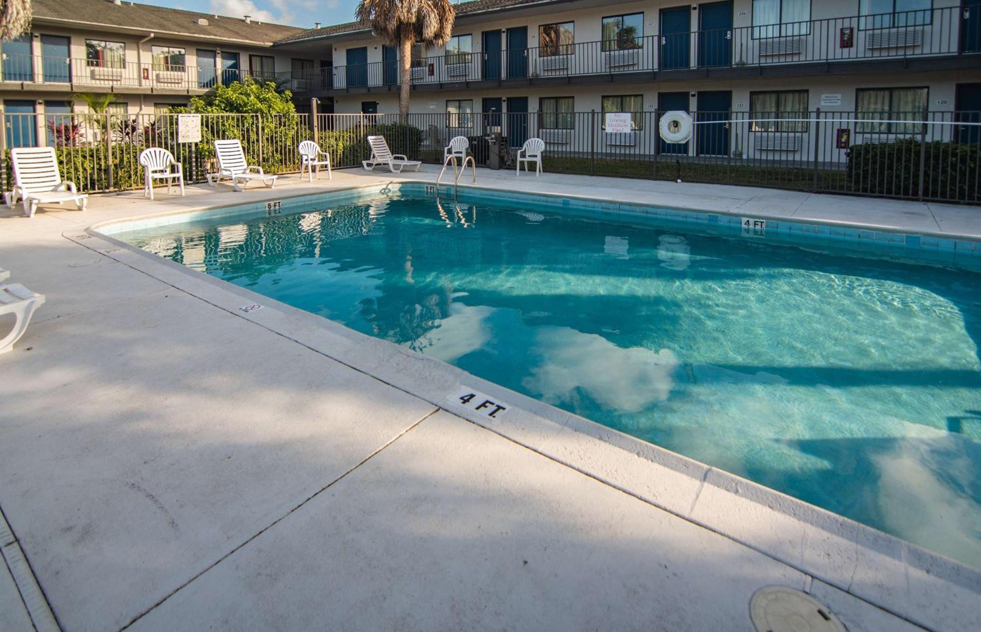 Motel 6-Ft. Pierce, Fl Fort Pierce Eksteriør bilde