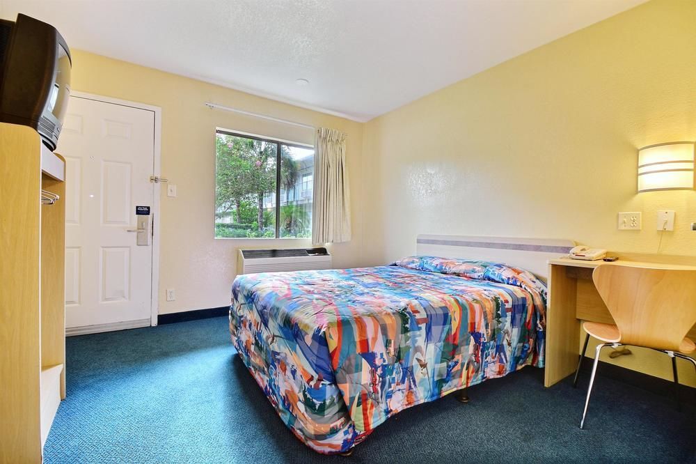 Motel 6-Ft. Pierce, Fl Fort Pierce Eksteriør bilde