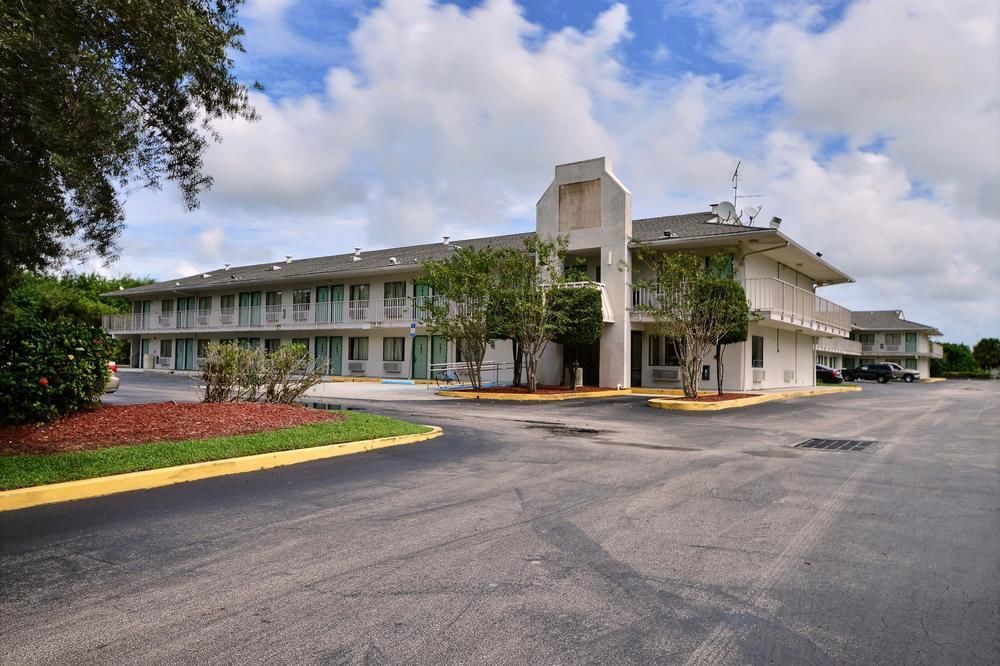 Motel 6-Ft. Pierce, Fl Fort Pierce Eksteriør bilde