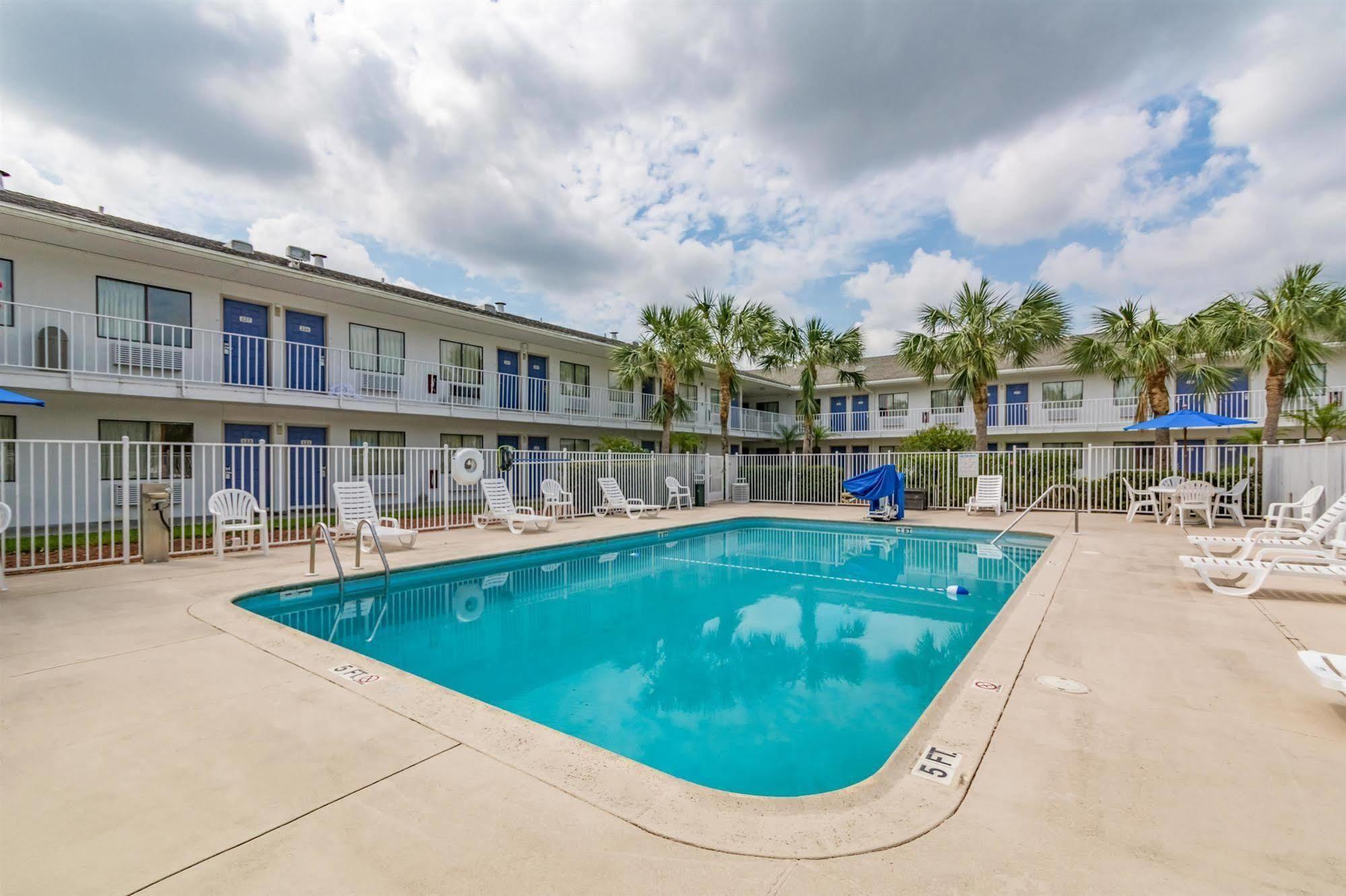 Motel 6-Ft. Pierce, Fl Fort Pierce Eksteriør bilde